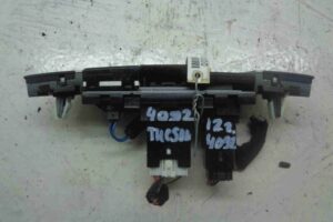 Изображение товара 11358 - 00011358 knopka avarijnoj signalizatsii Mercedes CLA 1