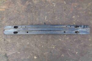 Изображение товара 11371 - 00011371 usilitel bampera perednij Peugeot 406