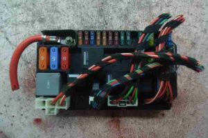 Изображение товара 11376 - 00011376 blok predokhranitelej Audi Q7 2