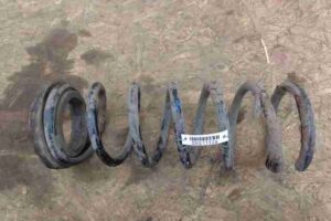 Изображение товара 11526 - 00011526 pruzhina zadnyaya Volvo 440 1