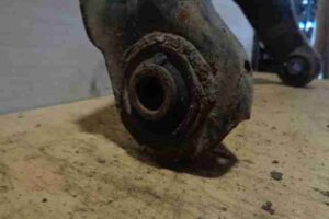 Изображение товара 11632 - 00011632 rychag perednij pravyj nizhnij Alfa Romeo 156 1