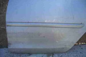 Изображение товара 11740 - 00011740 dver zadnyaya levaya Subaru Impreza 1