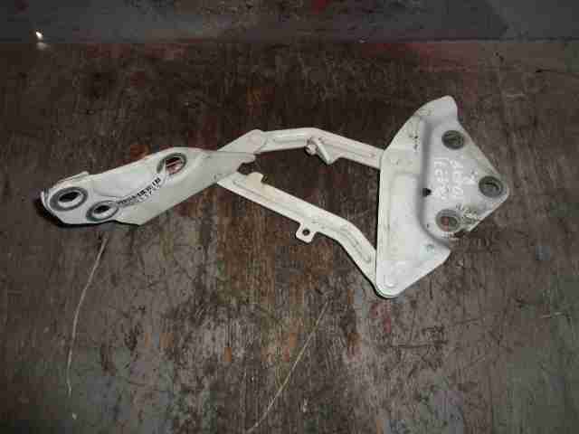 Изображение товара 11755 - 00011755 petlya kapota pravaya Toyota Corolla Matrix