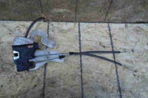 Изображение товара 11757 - 00011757 zamok dveri Pontiac TransSport 3