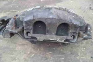 Изображение товара 11772 - 00011772 support perednij levyj Ford Escort 2