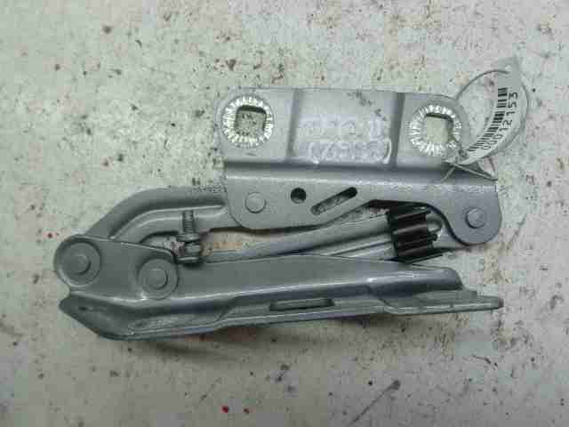 Изображение товара 12153 - 00012153 petlya kapota pravaya Ford Transit Connect