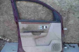 Изображение товара 12520 - 00012520 dver perednyaya levaya Pontiac Vibe 2