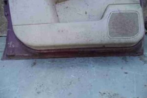Изображение товара 12520 - 00012520 dver perednyaya levaya Pontiac Vibe 3