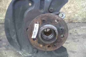 Изображение товара 12761 - 00012761 kulak povorotnyj levyj Ford Escort 1