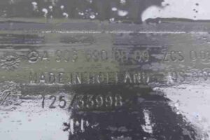 Изображение товара 13232 - 00013232 nakladka dveri (molding) Fiat Brava 2