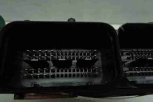 Изображение товара 13340 - 00013340 blok upravleniya dvs Toyota Corolla Matrix 3