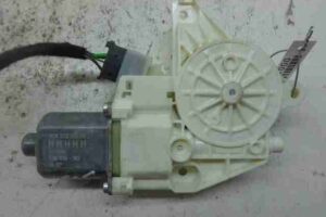 Изображение товара 14012 - 00014012 motorchik steklopodemnika Ford Sierra 3