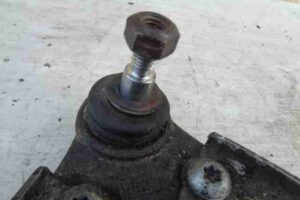 Изображение товара 14227 - 00014227 rychag perednij pravyj verkhnij Ford Escape 2