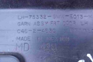 Изображение товара 14269 - 00014269 nakladka dveri (molding) Renault Sandero 2