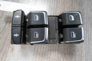 Изображение товара 14369 - 00014369 blok upravleniya steklopodemnikami 