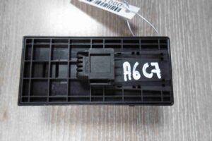 Изображение товара 14369 - 00014369 blok upravleniya steklopodemnikami 2