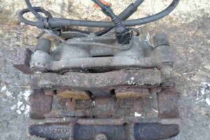 Изображение товара 14462 - 00014462 support perednij pravyj Toyota Carina E 1