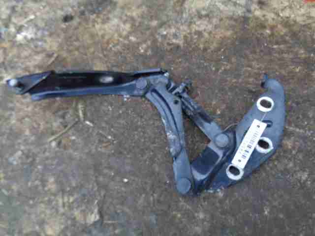 Изображение товара 14986 - 00014986 petlya kapota Toyota Carina E
