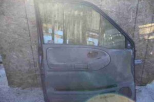 Изображение товара 15033 - 00015033 dver perednyaya levaya Renault Twingo 2