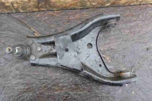 Изображение товара 15233 - 00015233 rychag perednij levyj nizhnij 