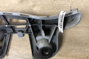 Изображение товара 15305 - 00015305 kronshtejn zadnego bampera 3