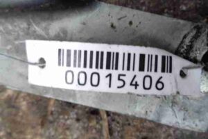 Изображение товара 15406 - 00015406 petlya kryshki bagazhnika Toyota Carina E 3