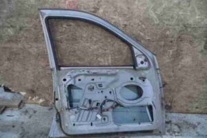 Изображение товара 15716 - 00015716 dver perednyaya levaya 3