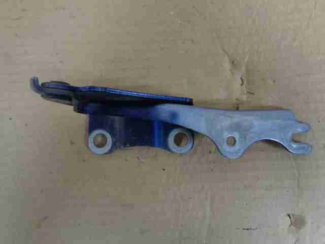 Изображение товара 15782 - 00015782 petlya kapota levaya Citroen C5