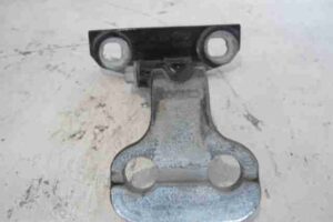 Изображение товара 15817 - 00015817 petlya dveri perednyaya Audi A8 1