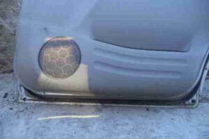 Изображение товара 15870 - 00015870 dver zadnyaya pravaya Porsche Macan 2