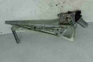 Изображение товара 15936 - 00015936 steklopodemnik zadnij levyj Peugeot 306 1