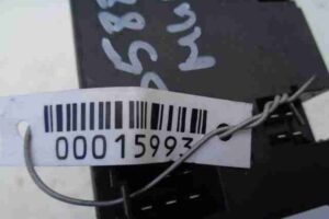 Изображение товара 15993 - 00015993 blok upravleniya podogrevom sidenij Ford Escort 1