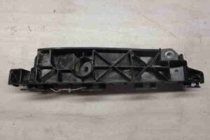 Изображение товара 16038 - 00016038 kronshtejn perednego bampera Mercedes CLA 1