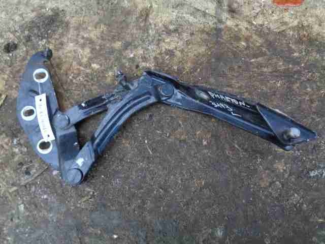 Изображение товара 16120 - 00016120 petlya kapota Toyota Carina E