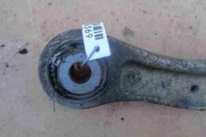 Изображение товара 16369 - 00016369 rychag zadnij pravyj verkhnij Toyota Corolla Matrix 1