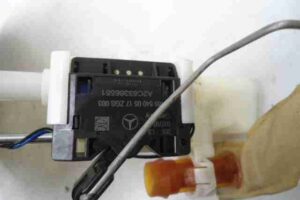 Изображение товара 16416 - 00016416 datchik urovnya topliva Ford Taurus 2