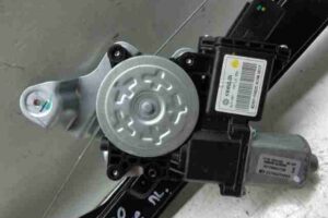 Изображение товара 16502 - 00016502 steklopodemnik perednij levyj 2