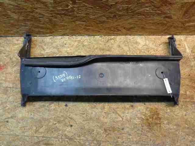 Изображение товара 16541 - 00016541 plastik radiatora Volvo XC70