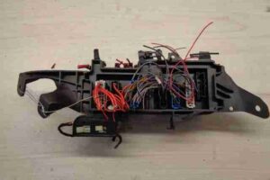 Изображение товара 16593 - 00016593 blok predokhranitelej zadnij Ford Expedition 1