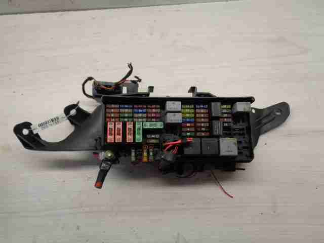 Изображение товара 16593 - 00016593 blok predokhranitelej zadnij Ford Expedition