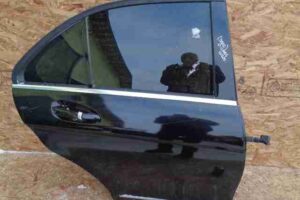 Изображение товара 16636 - 00016636 dver zadnyaya pravaya Honda Ridgeline