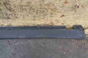 Изображение товара 16647 - 00016647 porog plastikovyj pravyj Ford Escort 2