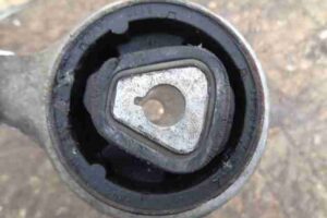 Изображение товара 16694 - 00016694 rychag perednij pravyj nizhnij 2