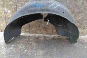 Изображение товара 16892 - 00016892 podkrylok zadnij levyj Toyota Carina E 2