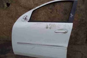 Изображение товара 17032 - 00017032 dver perednyaya levaya Ford Escort