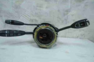 Изображение товара 17223 - 00017223 pereklyuchatel podrulevoj (strekoza) Ford Transit Connect 1