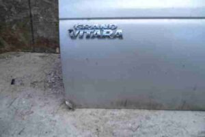 Изображение товара 17404 - 00017404 dver perednyaya levaya Renault Twingo 1