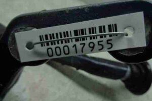 Изображение товара 17955 - 00017955 petlya kryshki bagazhnika Ford Transit Connect 2