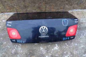 Изображение товара 18012 - 00018012 kryshka bagazhnika Toyota Carina E