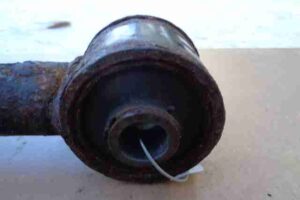 Изображение товара 18083 - 00018083 rychag perednij pravyj verkhnij Renault Laguna 3
